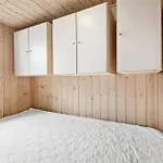2 Bedroom Cozy In V Semesterbostad Esbjerg