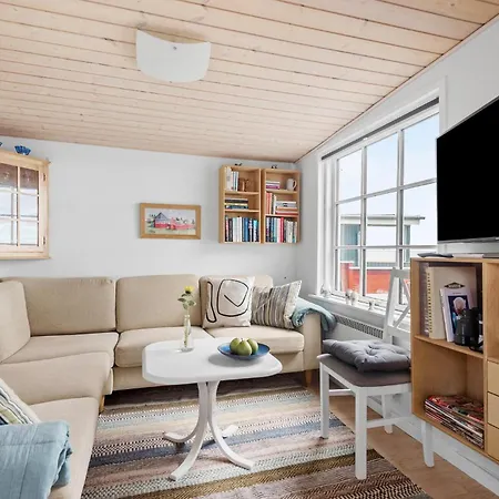 2 Bedroom Cozy In V * إيسبيرغ